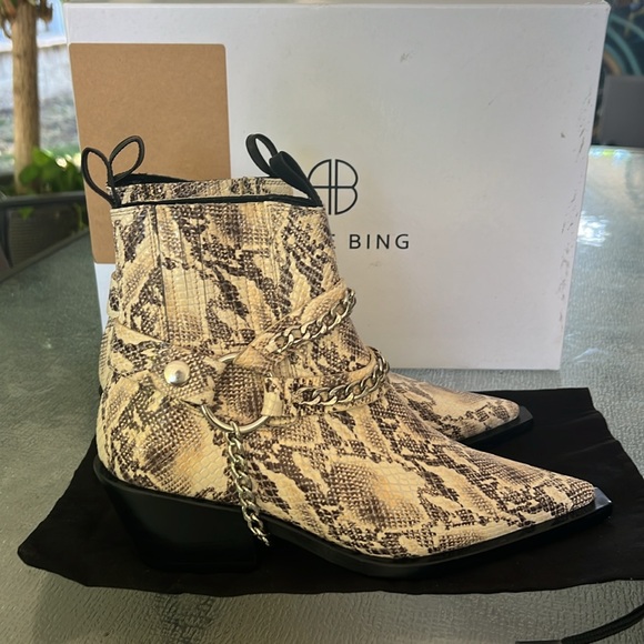 - Anine Bing Ankle Boots - Picture 2 of 12